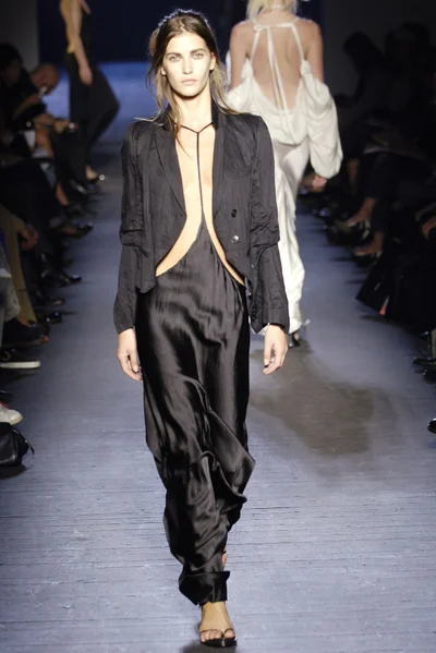Look 35